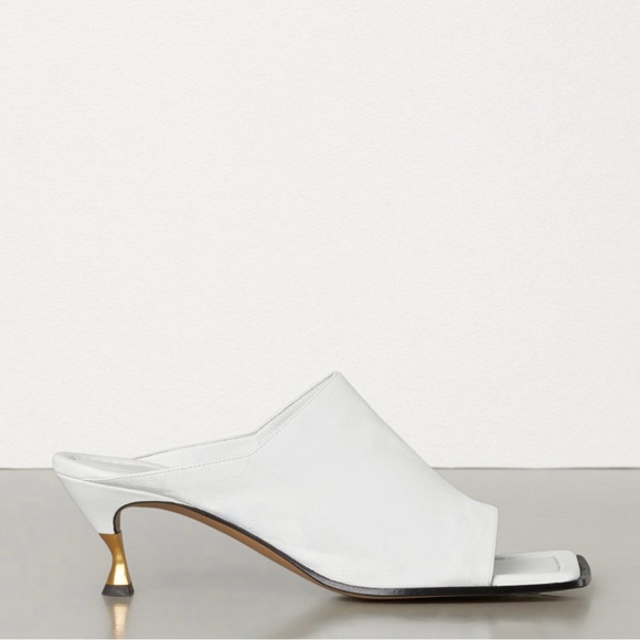 mules shoes. White heel Slippers size: 7.5 - Picture 2 of 7